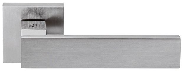 Дверная ручка на квадратном основании COLOMBO Alba LC91RSB-CR8 полированный хром / матовый хром 2622 - фото 13194