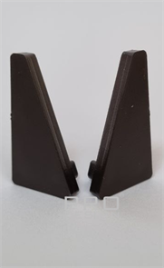 {{photo.Alt || photo.Description || 'Комплект заглушек плинтуса Pro Design 570 коньяк'}}